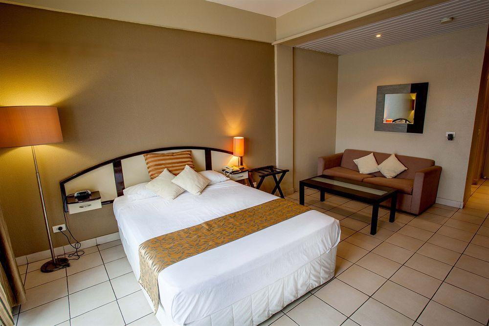 Chantillys On The Bay Port Vila Exterior photo