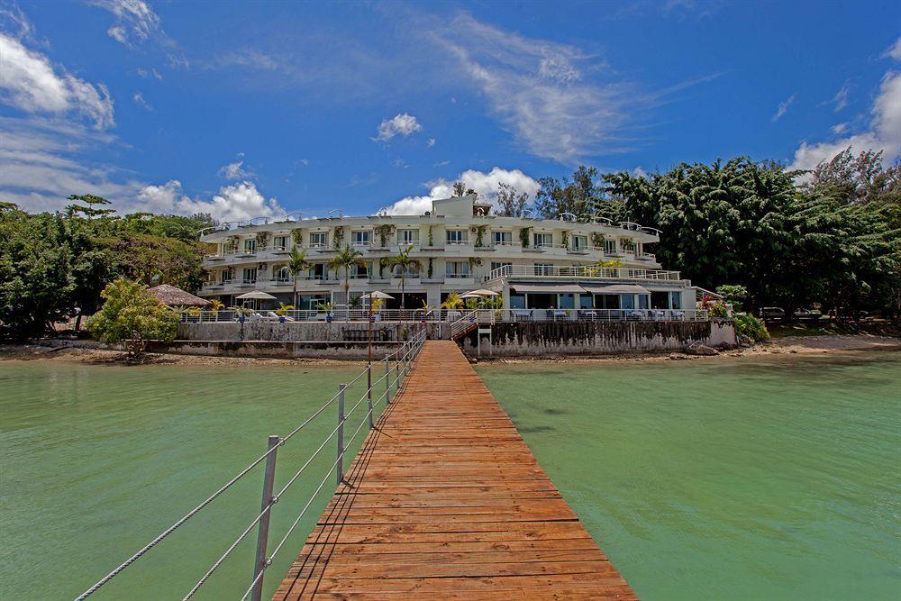 Chantillys On The Bay Hotel Port Vila Exterior photo