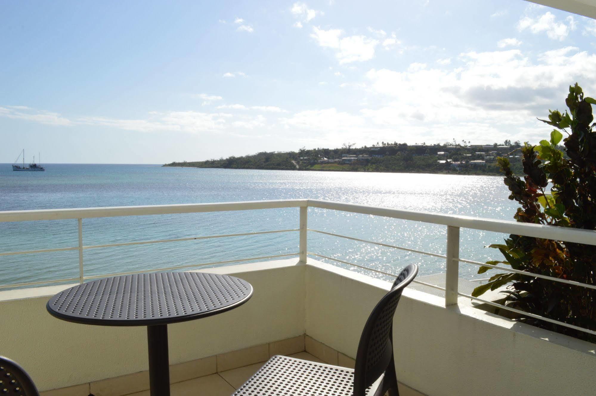 Chantillys On The Bay Hotel Port Vila Exterior photo