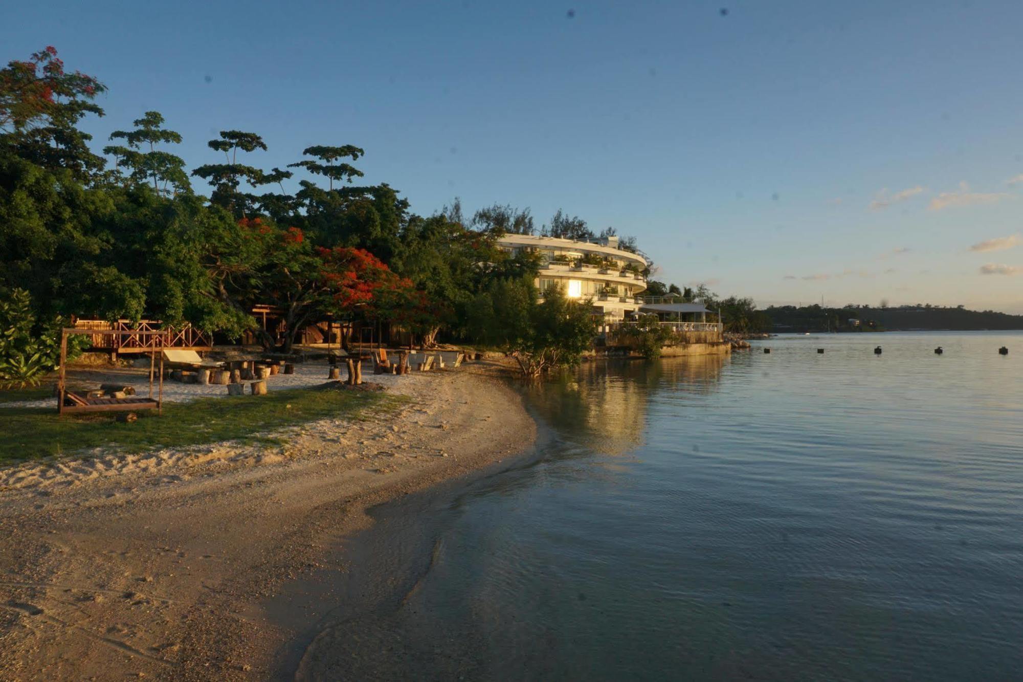 Chantillys On The Bay Hotel Port Vila Exterior photo